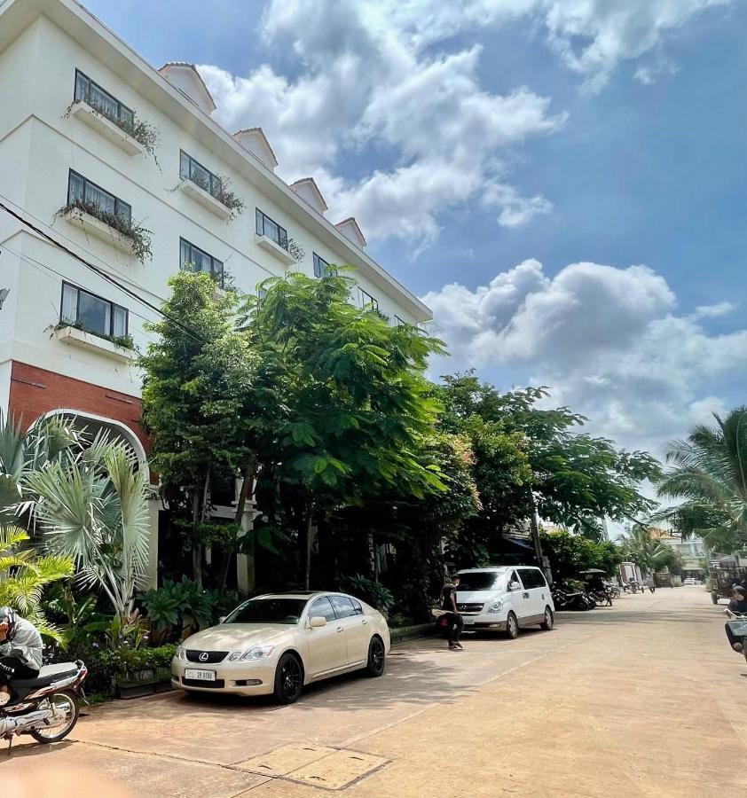 Daco Hotel Siem Reap Buitenkant foto